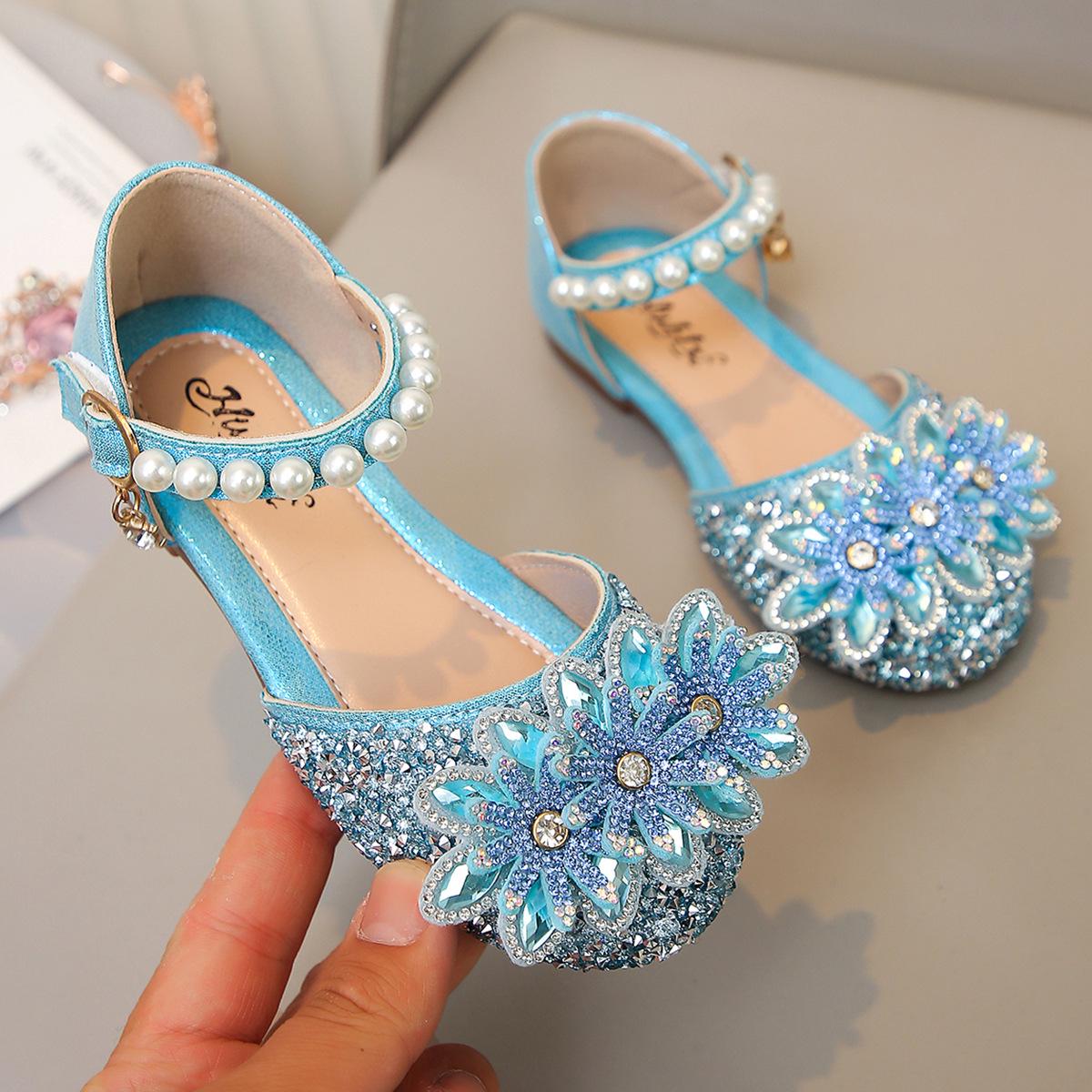 Girls Princess Flat Sandals with Non-Slip Sole, Pearl Bow, and Rhinestones 15cm