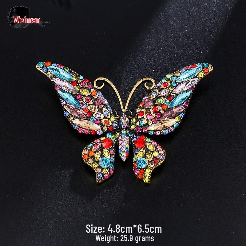 Broche Mariposa de Cristal Acrílico - Elegante Accesorio para Traje de Mujer y Cheongsam