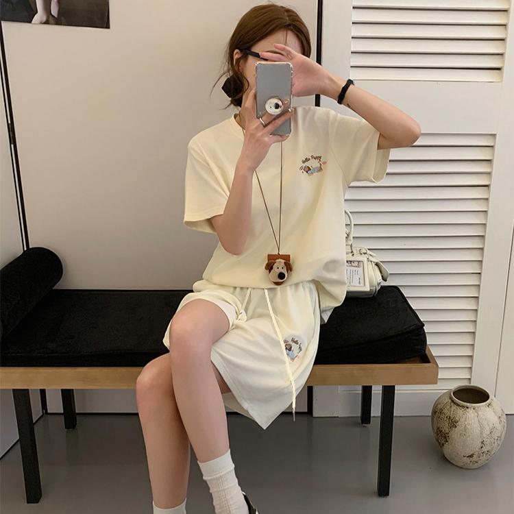 Costum sport casual supradimensionat în stil coreean pentru femei vară harajuku larg tricou cu mânecă scurtă și pantaloni scurți y2k roz Set din două piese de alergare fată tânără