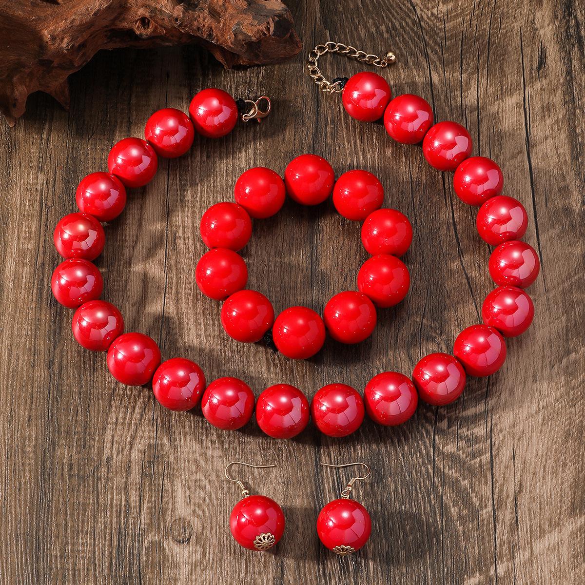 Европейский и американский стиль, преувеличенный дизайн, колье из бусин ручной работы, нишевый ретро набор из трех предметов