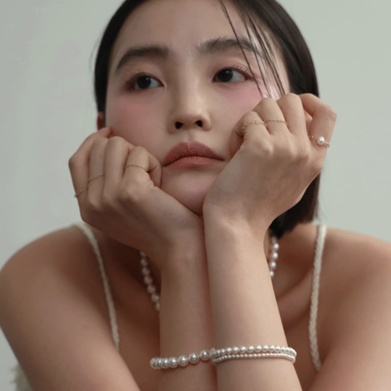 Less is more 8mm pearl bracelet