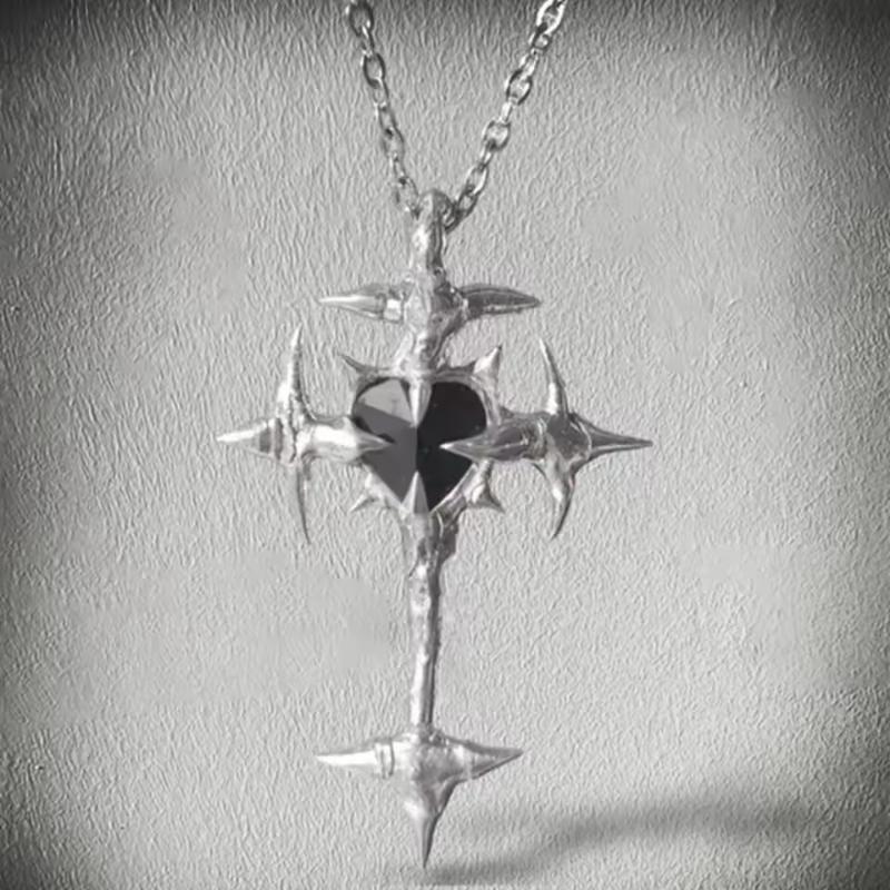 

[HF][HS]1Pc Gothic Punk Cross Heart Crystal Pendant Necklace For Women Men Vintage Unisex Hip-Hop Chain Fashion Accessories
