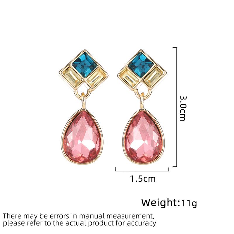 Women's Light Luxury Design Elegant Water Droplet Earrings Fashionable And Versatile Niche Design Earrings Daily Accessories