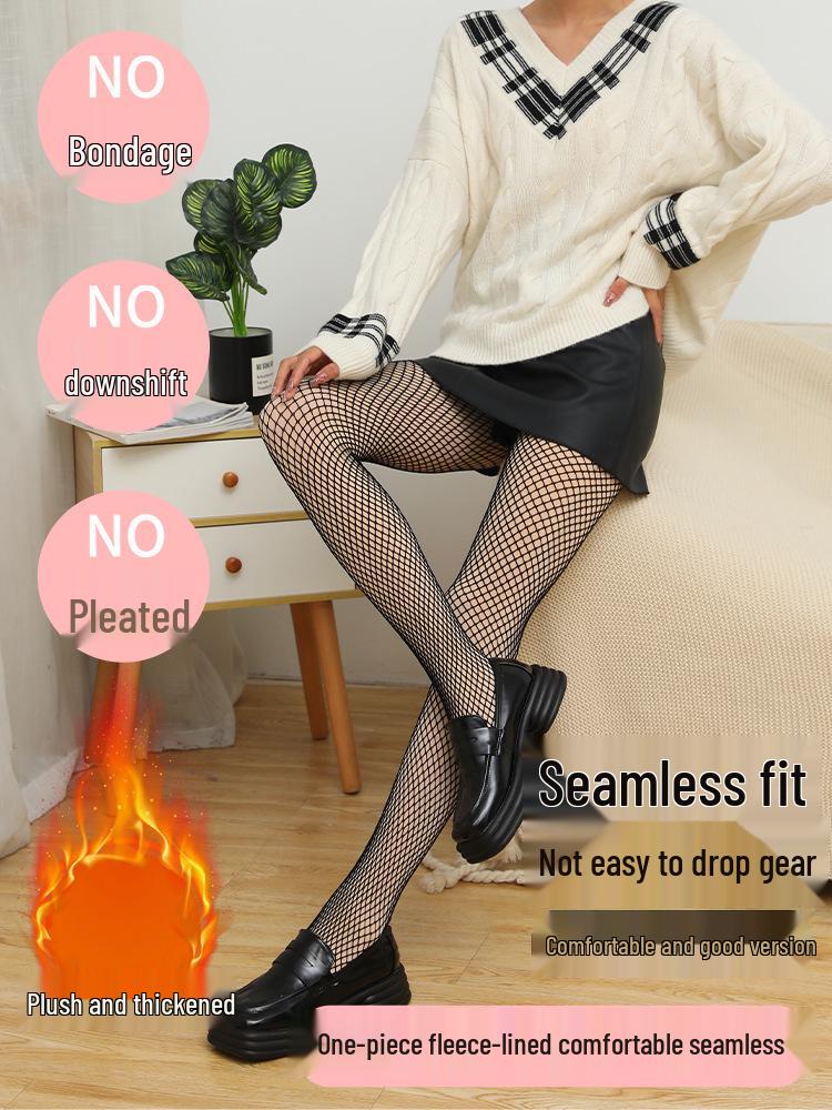 Women's European Style Slimming Black Fleece-Lined Leggings: Slim Fit & Butt-Lifting Base Layer Tights