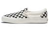 Slip On VR3 'White Black' VN0007NC1KP1