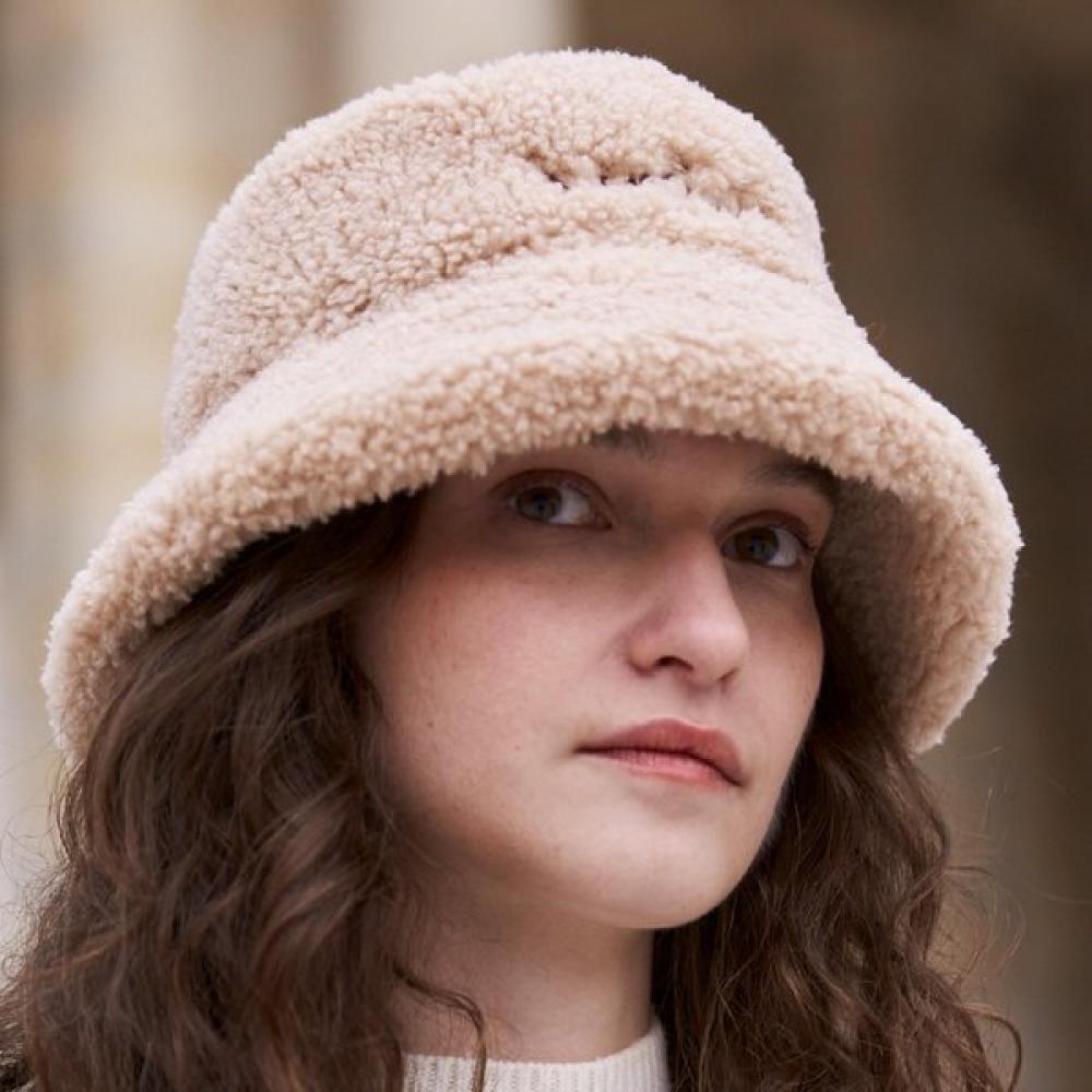 Lem Nplet Faux Fur Bucket Hat Model  Lac026kracc