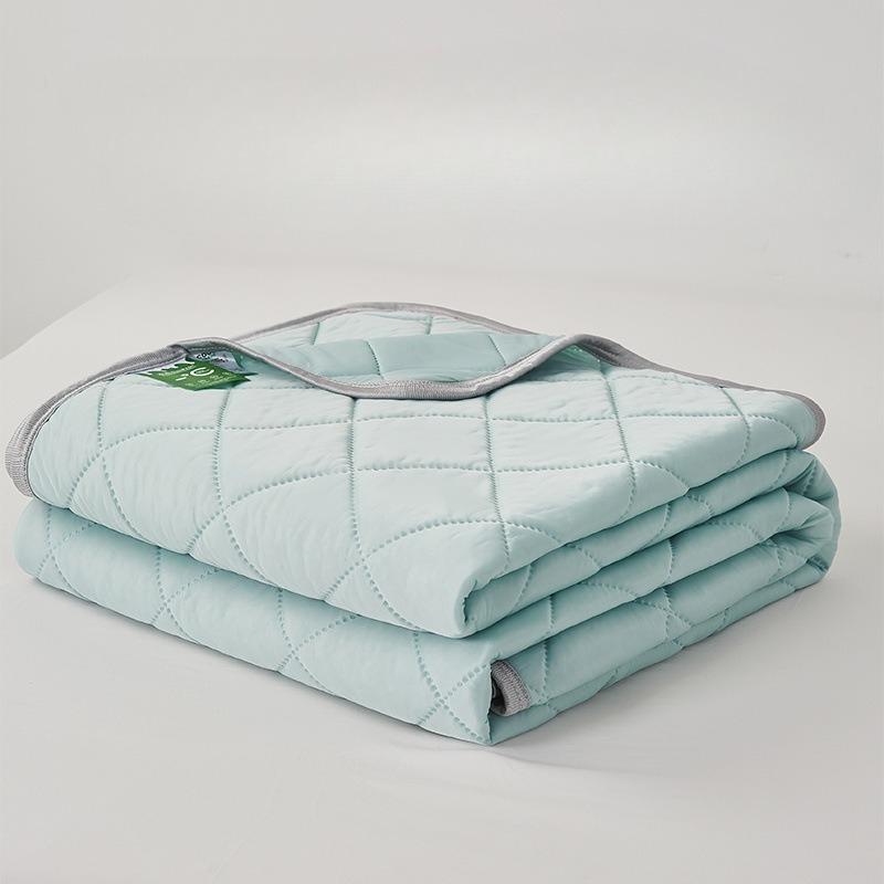 

Модное охлаждающее одеяло для лета: Королевский размер, Постельное белье, пригодное для машинной стирки, Идеально для помещений с кондиционером 70x100cm зелёный