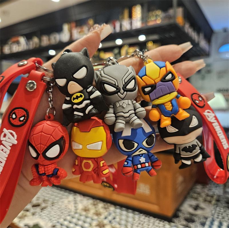 Internet-Berühmtheit Cartoon-Puppe Schlüsselanhänger Taschenanhänger Studentenanhänger Niedlicher PVC-Schlüsselanhänger Paar Auto Schmuck