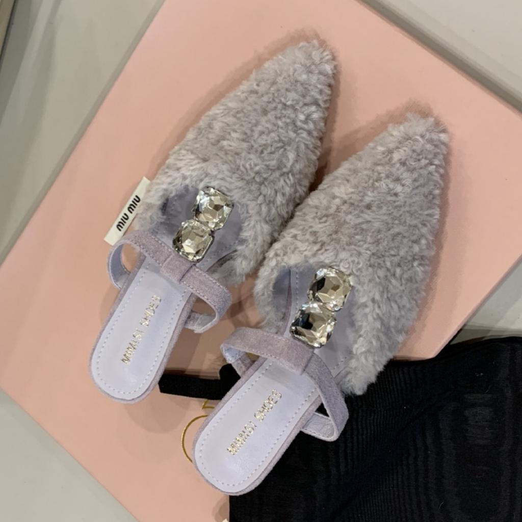 2025 French style with skirt purple bag head drag girl wearing Korean version of fairy style kitten and lazy fluffy slippers woman