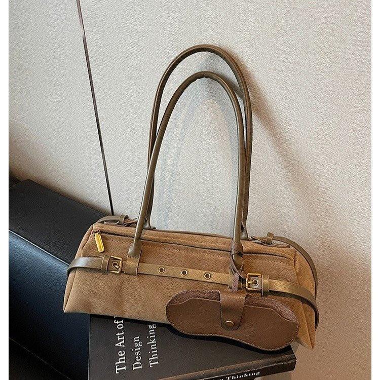 Bolsa de Ombro Baguette Feminina Versátil em Camurça Retrô 2025