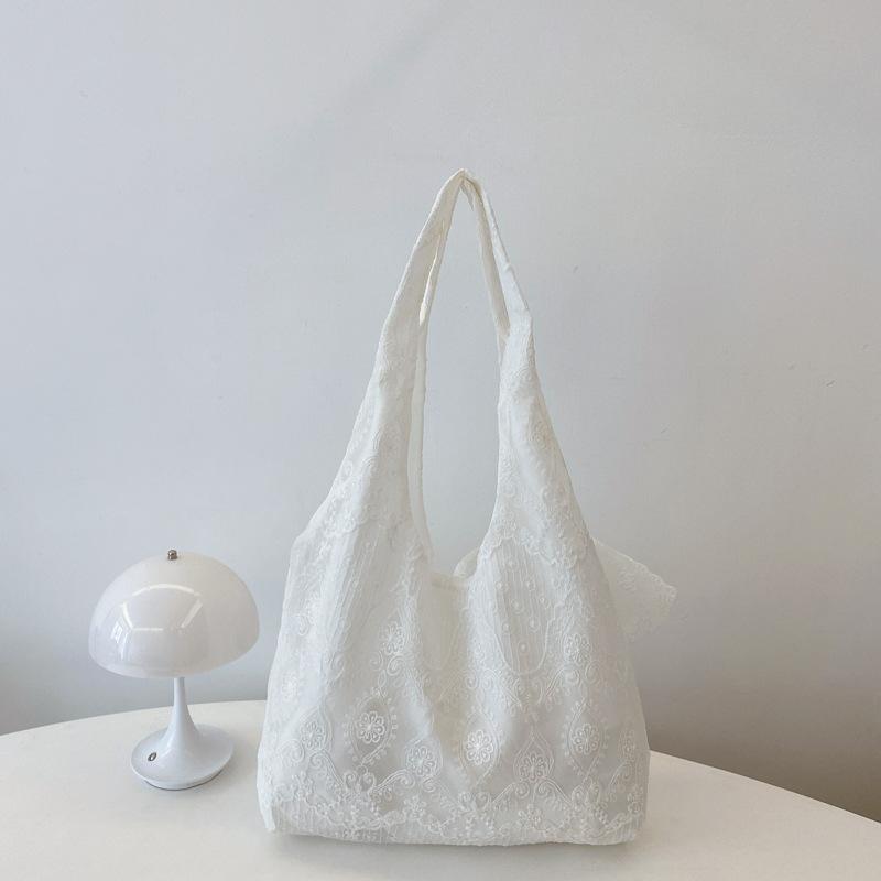 Commuting Lazy and Fresh Korean Version Tote Bag Women's Large-capacity Versatile Lace Premium Sense Casual Shoulder Bag