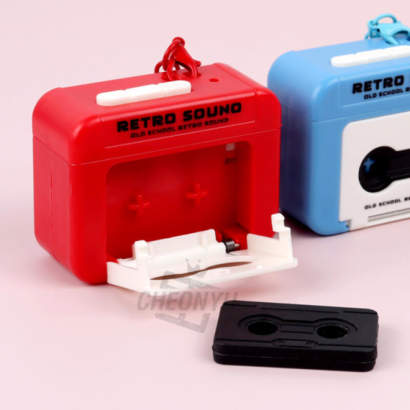 [Seju] On Air Cassette Recorder Keychain (randomly sent) Single product