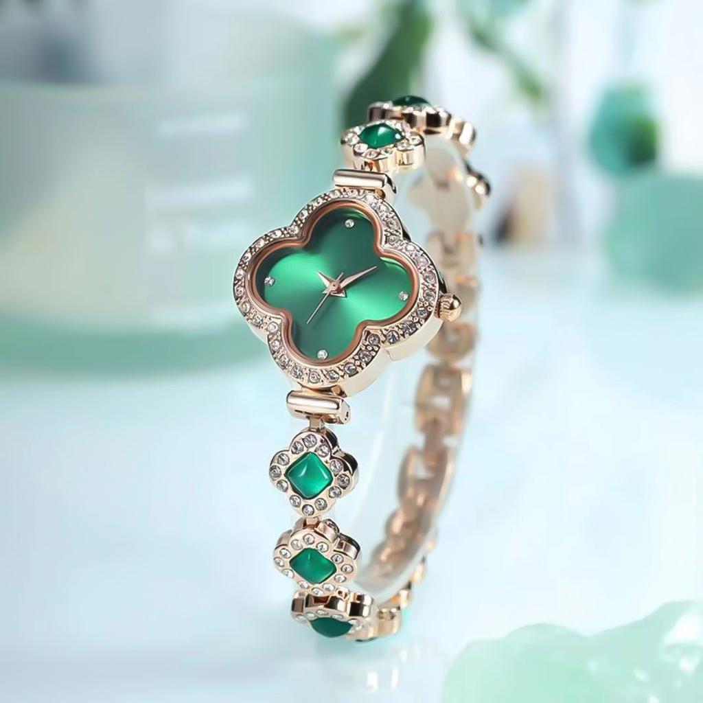 Four leaf clover bracelet quartz watch, the best gift for girls
