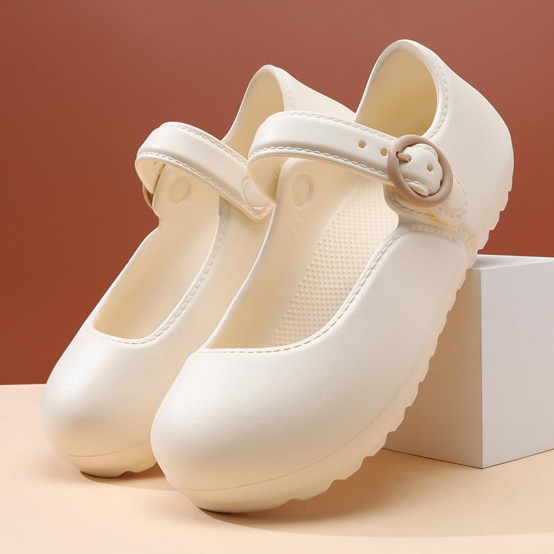 New hole shoes for women to wear in summer, thick soles to increase height, lazy bags and sandals, fashionable and comfortable soft soles