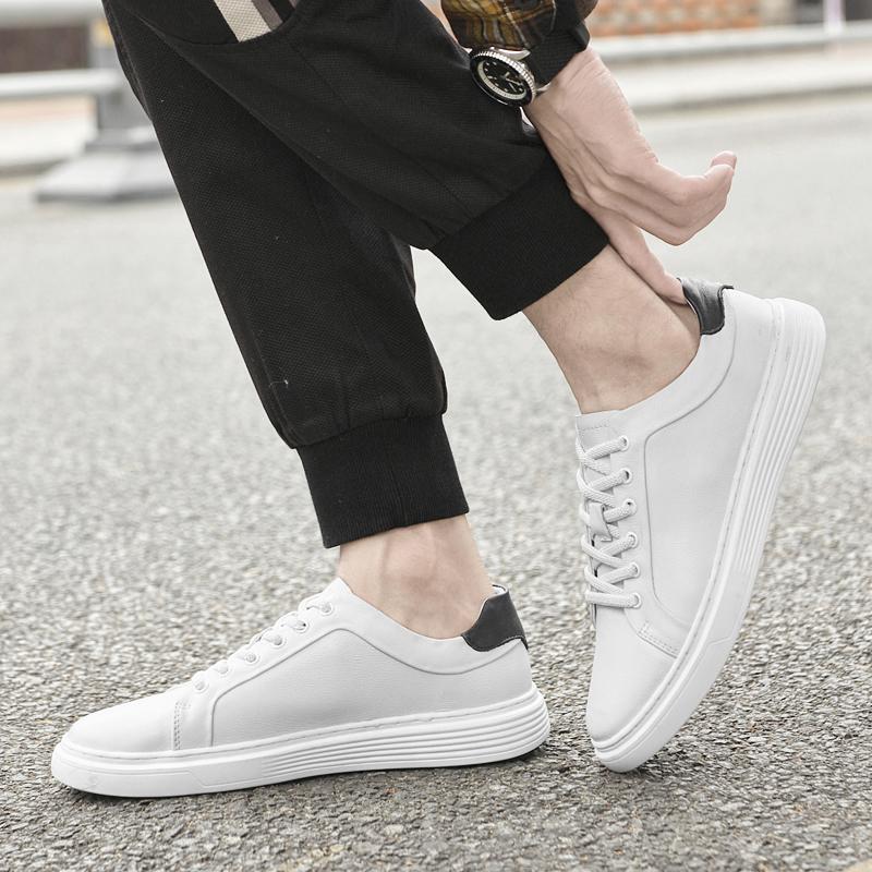 Baskets pour Homme en Cuir Véritable Mode Style Coréen Chaussures Décontractées à Lacets Chaussures d'Extérieur pour la Marche Respirantes Chaussures Vulcanisées pour Homme