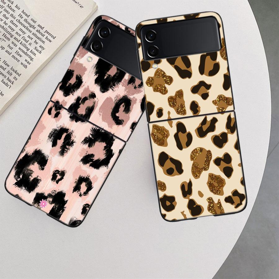 Leopard Print Pink Case For Samsung Z Flip 6 5G Galaxy Z Flip 5 4 3 5G Black Hard Cell Phone Cover Luxury PC Shell Coque