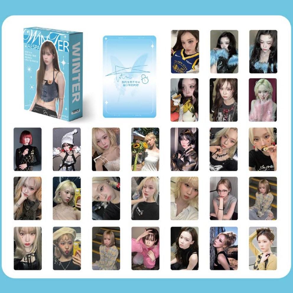 

Espa Poca Фотокарточка Приветствия к сезону 2025 1 коробка (55 карт) и 18 других типов