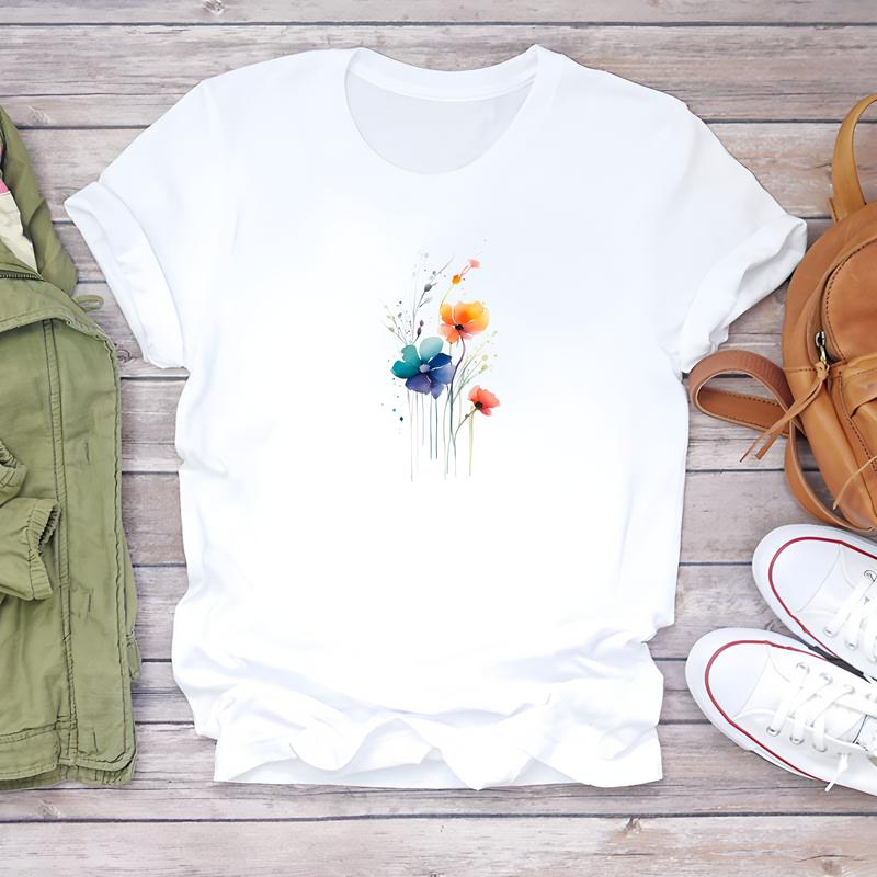 Cute Printed T-shirt, Trendy Short-sleeve Style, Perfect for Women's Summer.