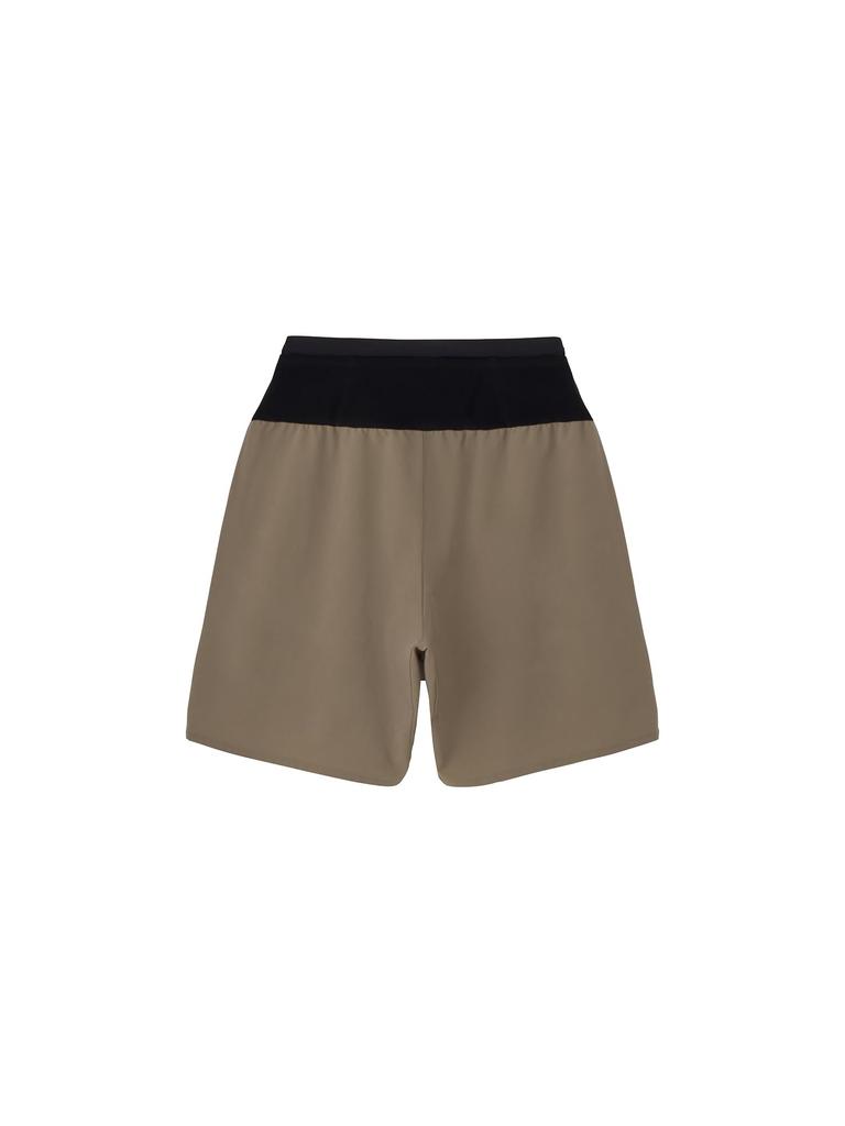 The North Face Enduris Racing Size L Shorts, Mushroom,