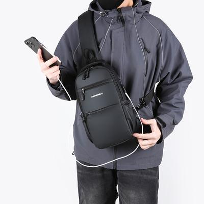 USB-Laden Herren Brusttasche Umhängetasche Lässige Brust Ein-Schulter-Tasche Umhängetasche Kleiner Rucksack