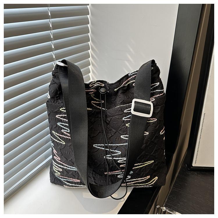 Handbag Women's 2025 New Beautiful Fashion Casual Personality Beautiful Commuter Bag One Shoulder Crossbody Tote Bag