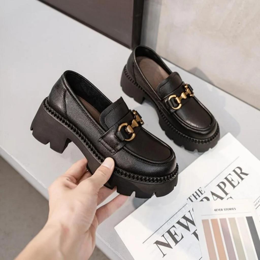 Damen Dicke Absatz Slipper Pumps Frühling Herbst Neues Design Metall Echtes Leder Runde Zehe Hoher Absatz Plateauschuhe