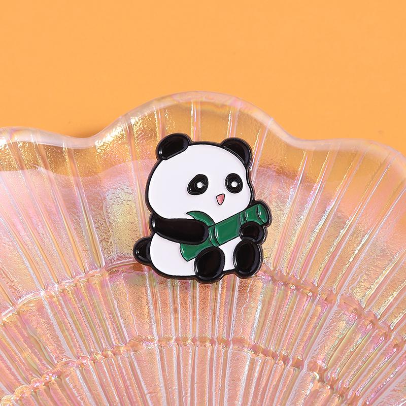 3-8pcs/set Animal Enamel Pins Custom Frog Panda Cat Goose Brooches Lapel Badges Clothes Jewelry Gift for Kids Friends