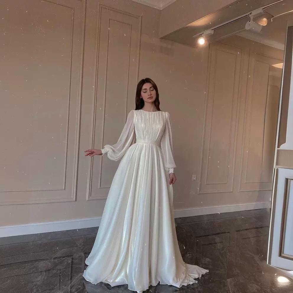 European-American Style White Lantern Pearl Tulle Wedding Gown