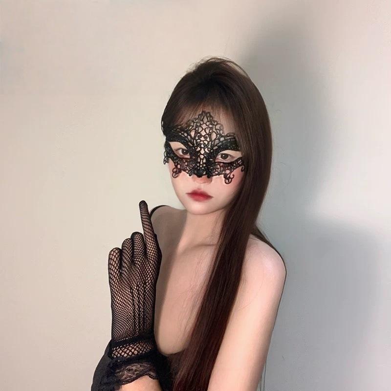 Sexy underwear queen mask couple flirting lace sexy hollowed out blackout fishing small feral cat abstinence blindfold