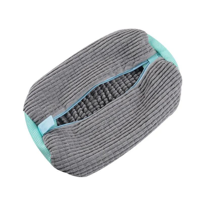 Fluffy Fiber 360 ° Surround Cleaning Shoe Washing Bag - Reusable Durable Machine-Washable Laundry Bag with Zipper Closure (1Pc)