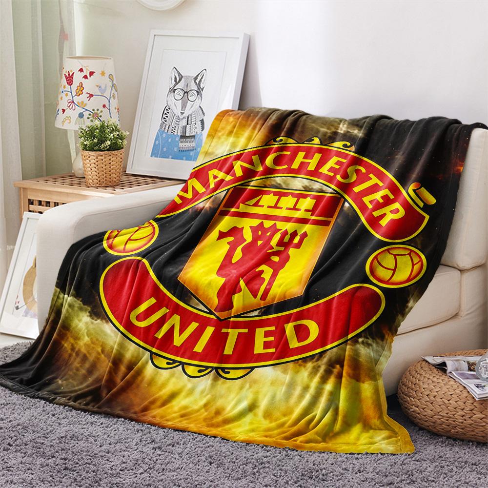 Man Utd Print FlAannel Blanket, High Quality Comfortable for All Seasons, Home Decor, Warmth and Comfort