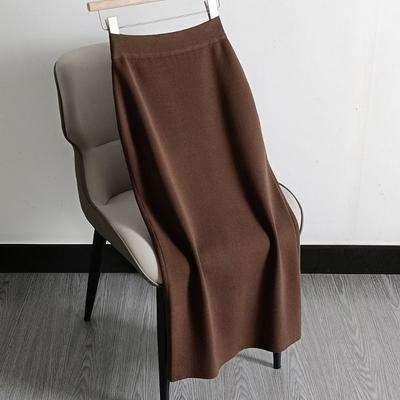 Sukně, kalhoty a další – Sukně
