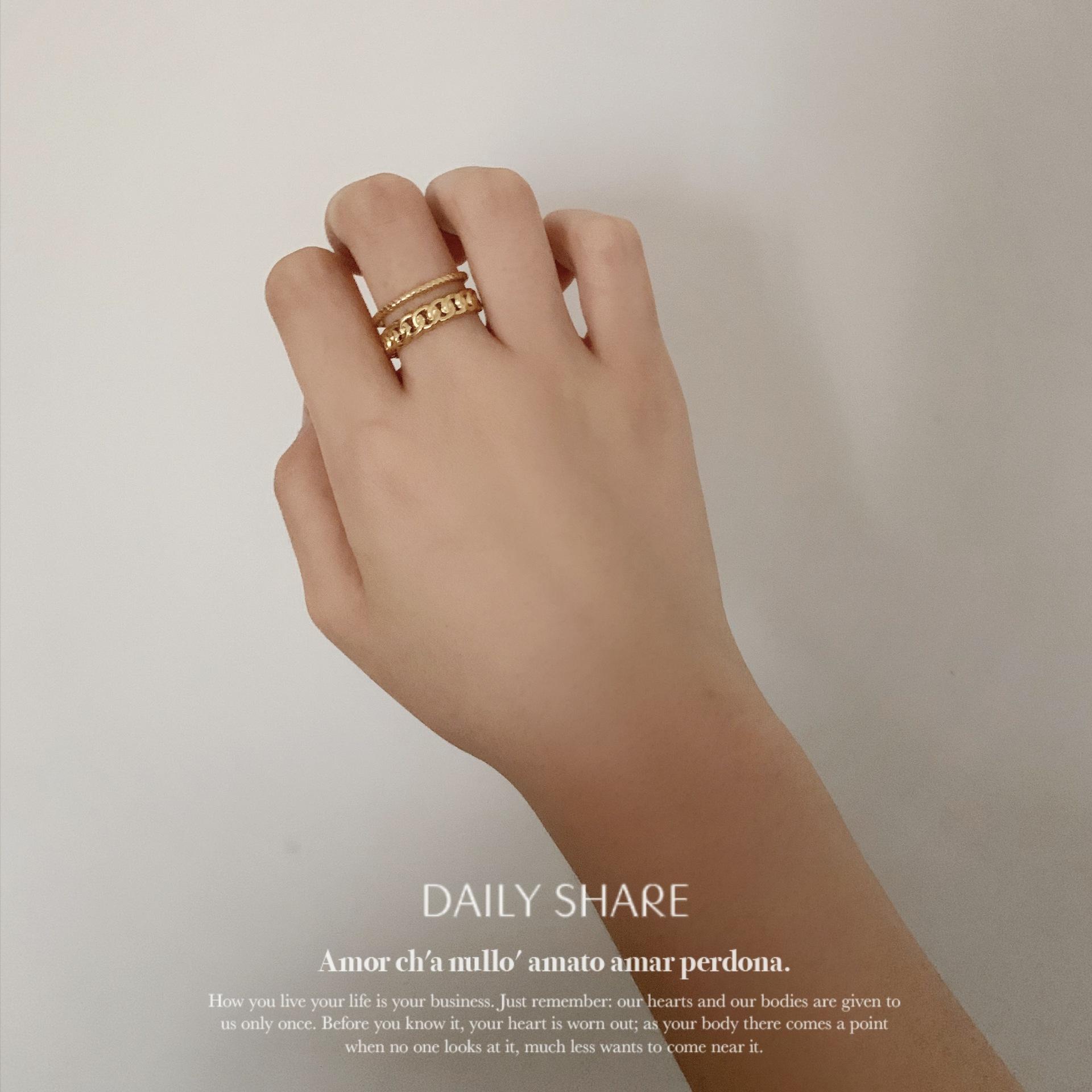 

Модное двухслойное цепочное соединение из титановой стали, позолоченное 18 карат, полое простое персонализированное кольцо, женская мода opening adjustable золотой