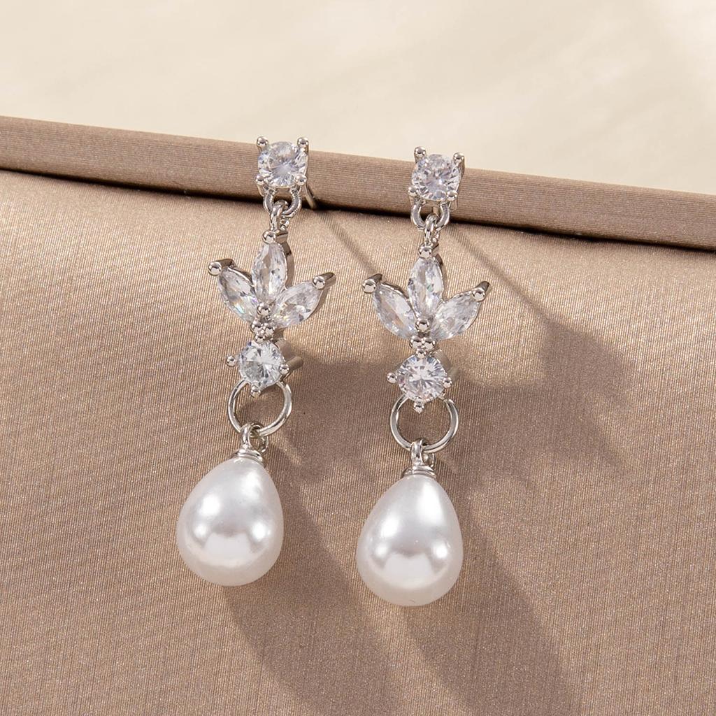 Korean New Luxury Fashion Flower Earrings for Women Shiny Leaf Zircon Imitation Pearl Drop Earring Bridal Wedding Jewelry Gifts