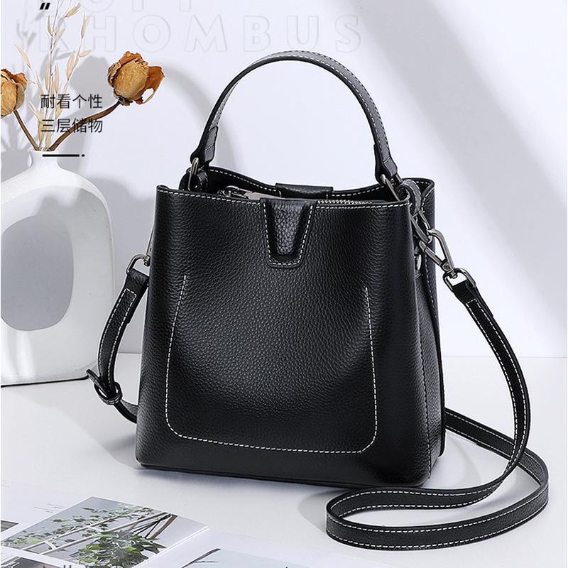 Real Leather Women's Bag, Fashionable Large Capacity Cowhide Shoulder Bag, Popular Women's Earth Exquisite Versatile Crossbody Bag