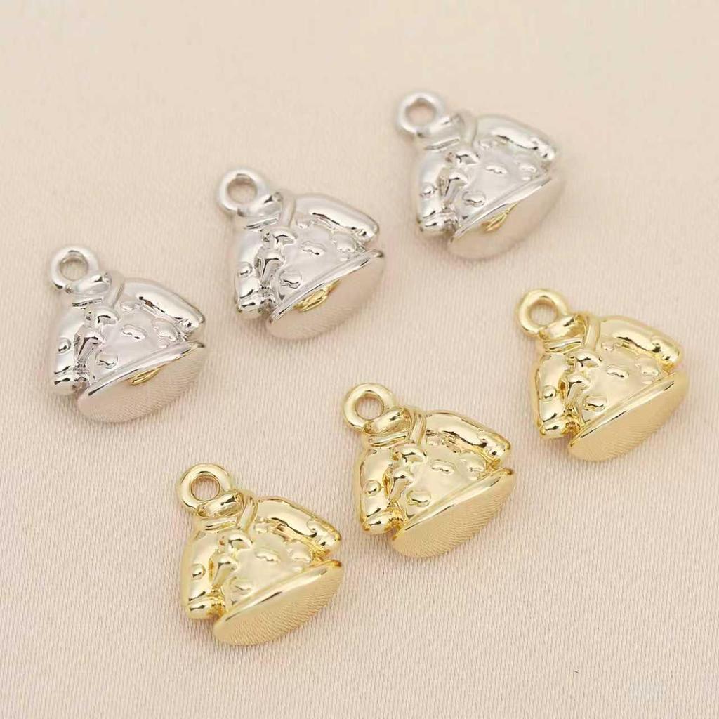 Liangfei Copper-Plated 18k Gold 3D Fashion Clothes Pendant DIY Jewelry Accessory