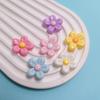 New Novelty 100Pcs Flatback Resin Daisy Flowers Cabochons 22MM Mini Florals Embellishments for Spring Summer Jewelry Making DIY