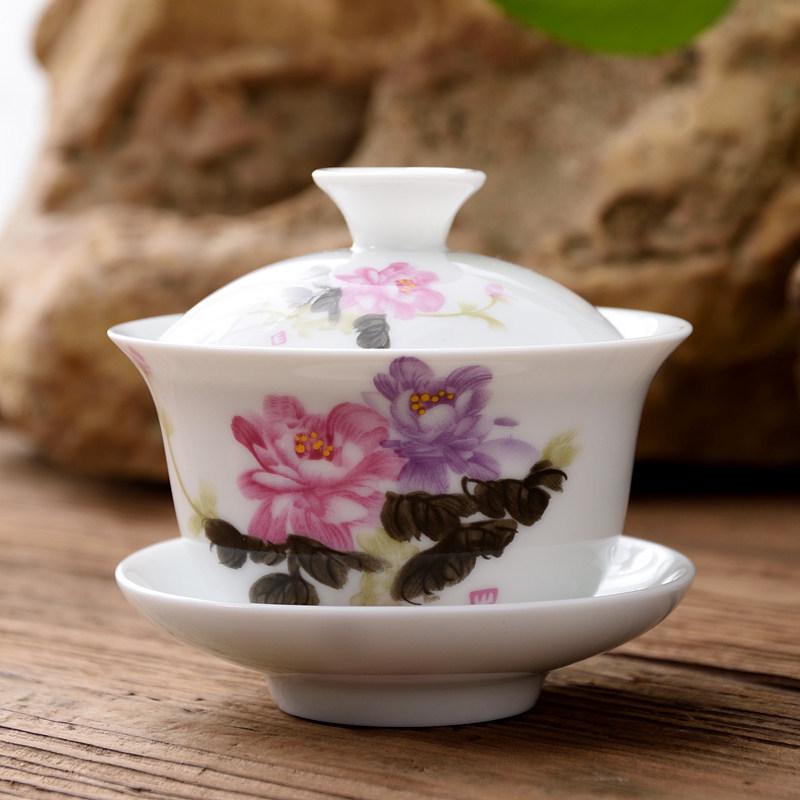 Blue and White Ceramic Gaiwan Tea Set: Small Tea Bowl & Tasting Cup with Concave Lid.