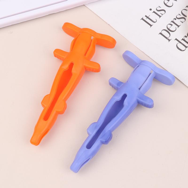 1 ks opakovaně použitelný roztomilý ochranný kryt na jehlu ve tvaru krokodýla, kryt na zubní stříkačku, nástroj pro zubního lékaře na injekční podávání
