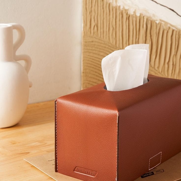 Factory Hot Selling Car Seat Headrest Hanging Leather Tissue Boxes Paper Cover Holder with Detachable Handle Affordable Price