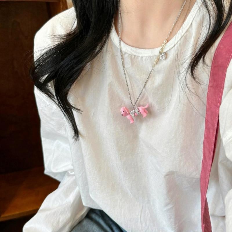 Whimsical Sausage Dog Pendant Necklace With Pearls Stylish Minimalist Collarbone Jewelry Fashionable Alloy Accessory