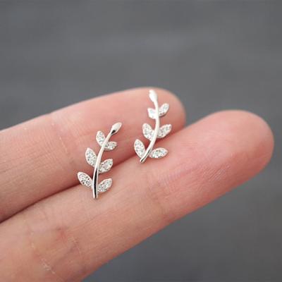 Nuovi Orecchini a Lobo Delicati a Forma di Oliva con Foglia, Colore Argento, per Donna, Zirconi Cubici Lucenti, Da Indossare Tutti i Giorni, Fantasia Ragazza, Orecchini da Orecchio, Gioielli alla Moda