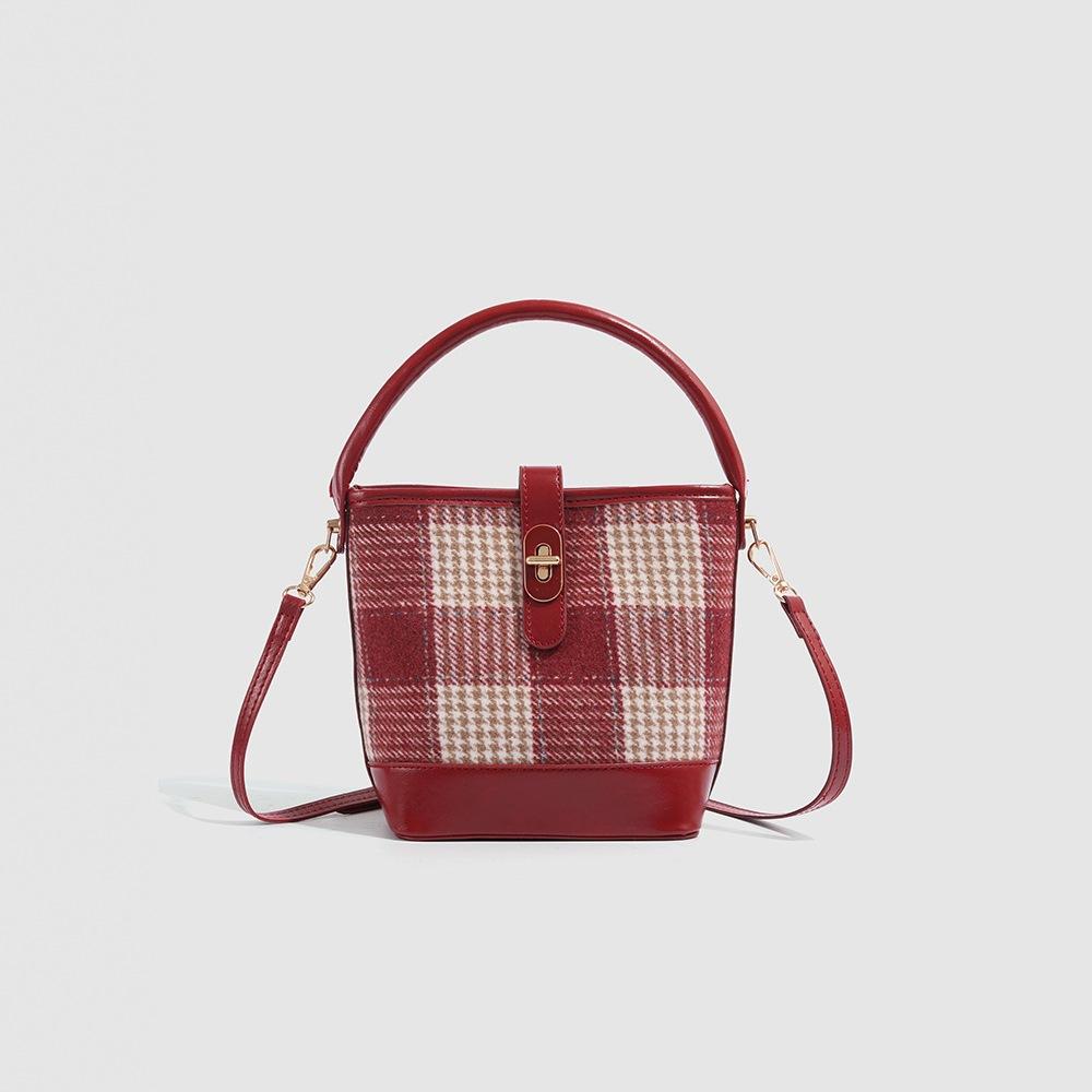 Red plaid mini bucket bag, high-quality handbag for women, 2025 new casual shoulder and crossbody bag