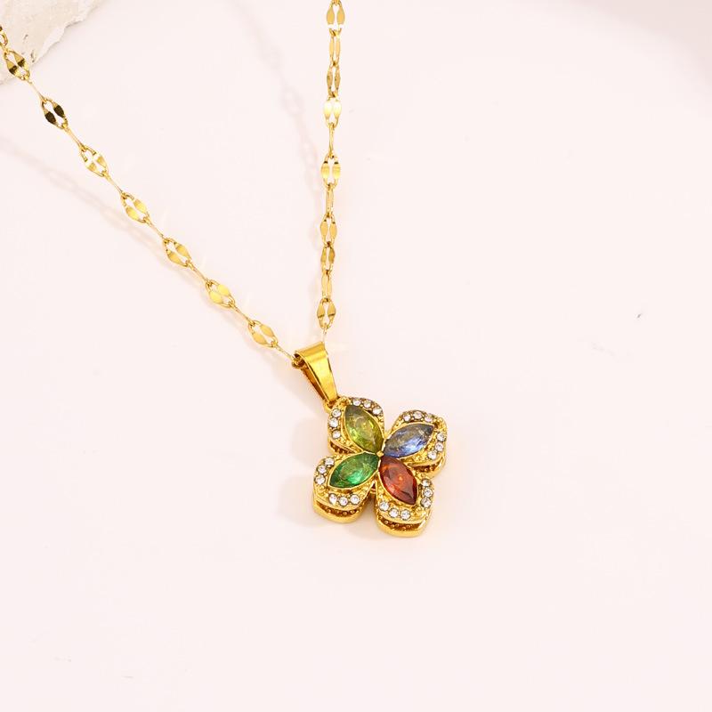 Necklace Light Luxury High Sense Niche Titanium Steel Necklace Trendy Brand Four-leaf Clover Rotatable Temperament Versatile Zircon Necklace Women
