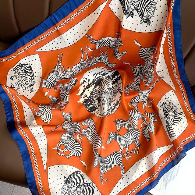 Nový 70*70cm Hodvábny Saténový Šatka na Vlasy Dámska Vreckovka S Potlačou Štvorcová Čelenka Bandana Malý Nákrčník Hidžáb Dáma Dievča