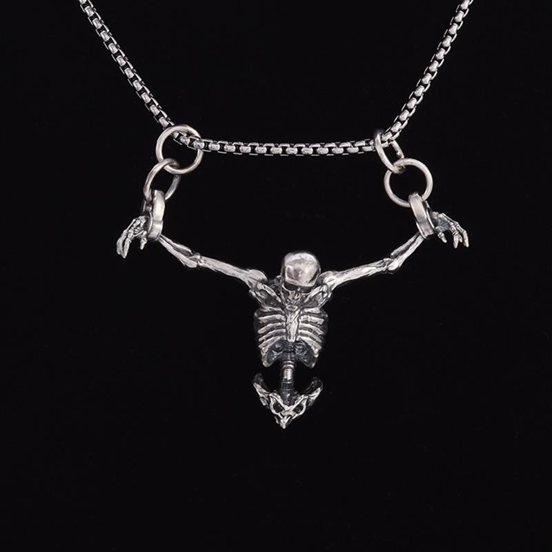 Eco-Friendly European & American Halloween Punk Skull Necklace - Retro Fashion Jewelry