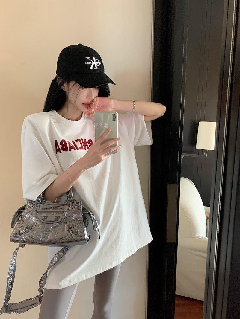 

Women s Plus Size Lazy Style Cotton Letter Print T-shirt - Mid-Length, Short Sleeve, Loose Fit. 3XL (156-170 jin) белый