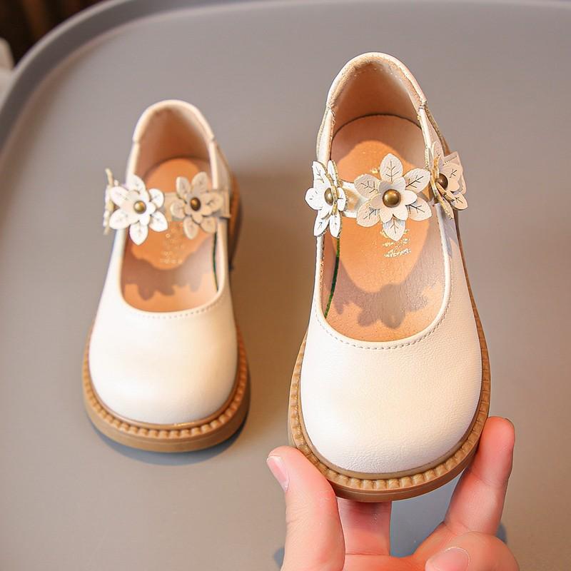 Nieuwe Mode Lente en Herfst Meisjes Eenvoudig Kant Zwart Comfortabel Zachte Zool Leren Schoenen