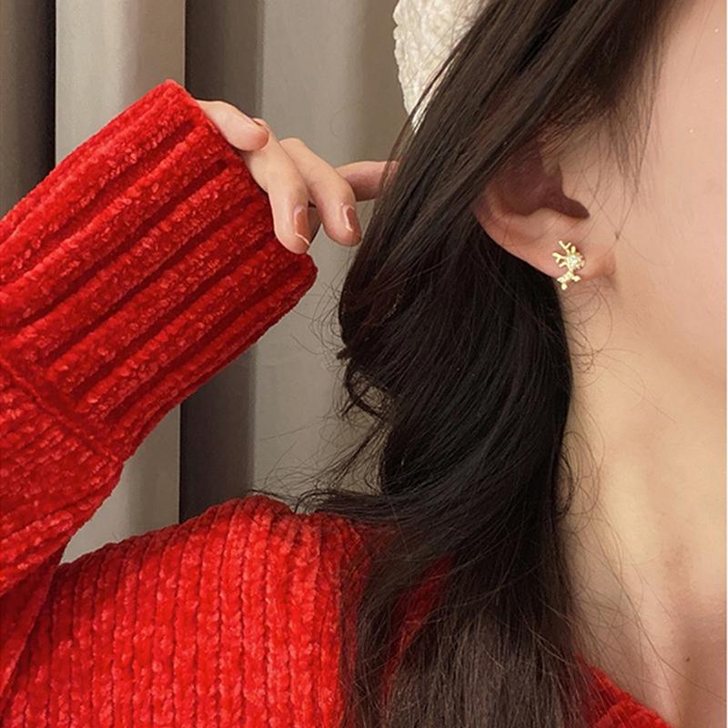 Huitan Lovely Elk Christmas Stud Earrings for Women Aesthetic Party Elegant Festival Cute Animal Accessories Dainty CZ JewelryGood Product