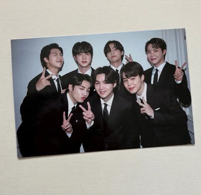 BTS Bangtan Workshop Reverse-Reconstructed Official Family Photo Postcard Alum Sugar J-Hop Buuji Min Jungkook Used